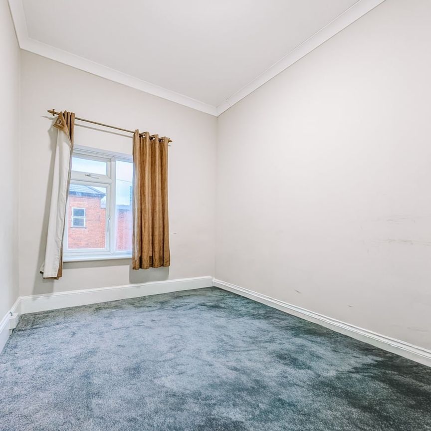 2 Bed Flat, The Grove, RG1 - Photo 1