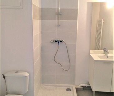 Location Appartement 2 pièces 41m² AVIGNON 84000 - Photo 5