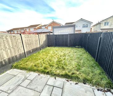 2 bedroom end of terrace house to rent - Photo 4