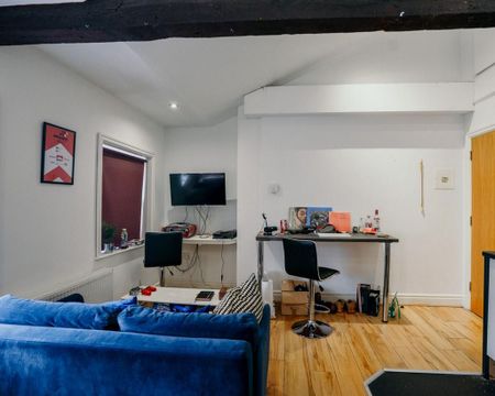 Studio to rent - Photo 2