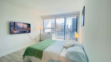 Flex Premium with Balcony - 201 Sherbourne - Photo 5