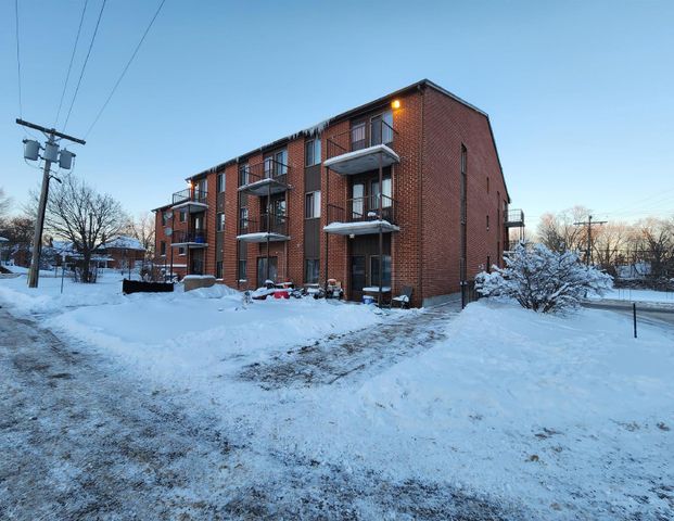 6 John Street South - 22 - Photo 1