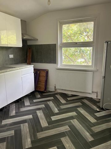 2 bedroom house share to rent - Photo 2