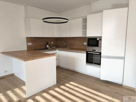 Pronájem novostavby bytu 1,5+kk s terasou a zahradou ve Vila park Tabulový vrch, ulice Karla Mareše - Photo 4