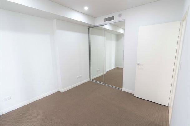 710/12 East Street Granville - Photo 1