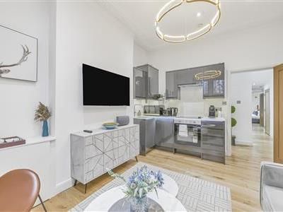 Birdhurst Road, SW18 - Photo 1