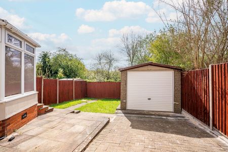 Available unfurnished from 06/01/2026 - Photo 4