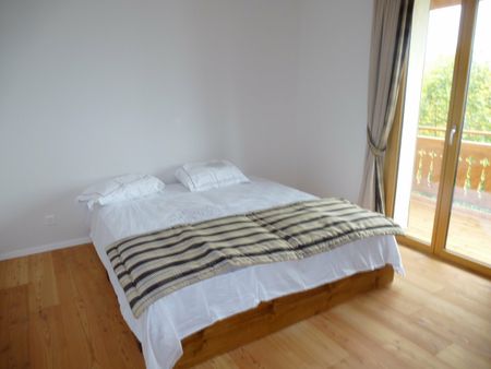 Appartement de 4.5 pièces meublé situé à 250 mètres des télécabines. - Foto 4