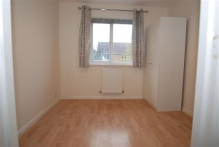Ashdowne Lawns, Stalybridge, Cheshire, SK15 3GE - Photo 3