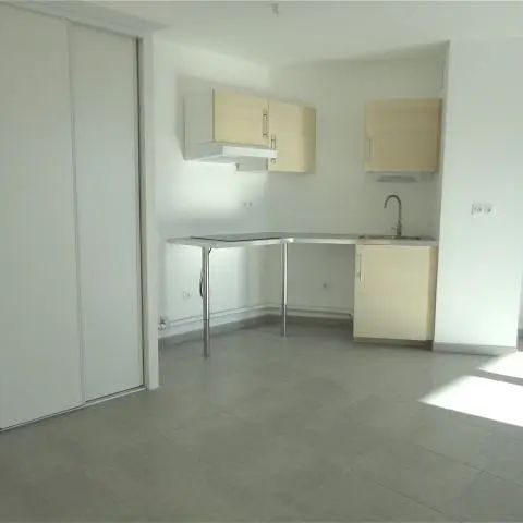 Location appartement 3 pièces - 64.03m² à Tours (37100) - Photo 1