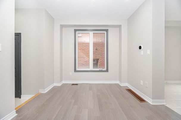 For Lease - 3056 Doyle Street, Mississauga, Ontario - Photo 1