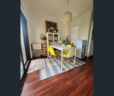 Quiet, private, updated 2 bedroom homette - Photo 1