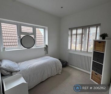 2 bedroom maisonette to rent - Photo 3