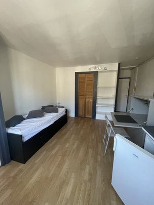 Location Appartement 1 pièce 20m² TROYES 10000 - Photo 1