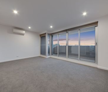 Stylish Apartments in Prime Location - Photo 3