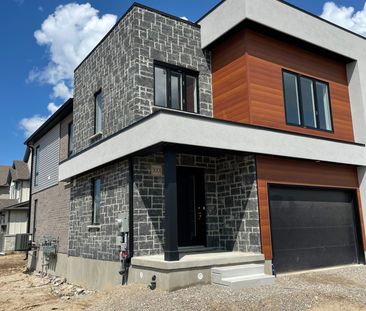 For Lease - 3001 Turner Crescent, London South, Ontario - Photo 2