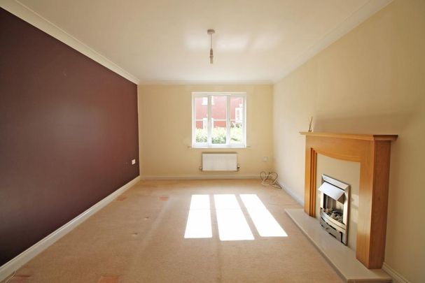 3 bedroom end of terrace house to rent - Photo 1