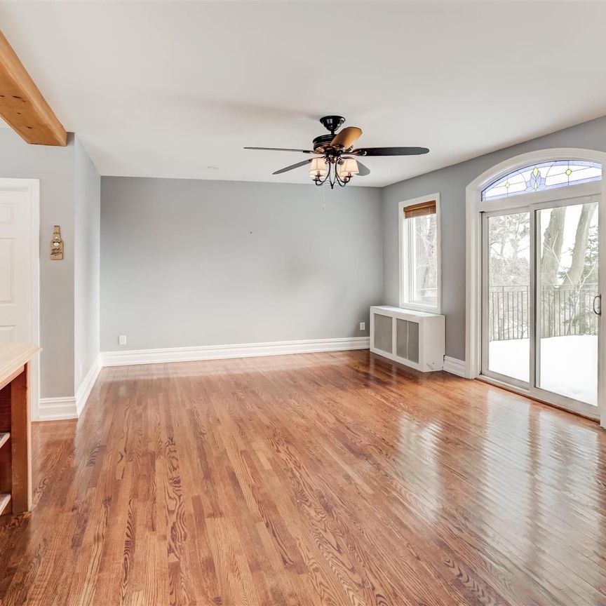 For Lease - 25 Hill Crescent, Toronto, Ontario - Photo 1