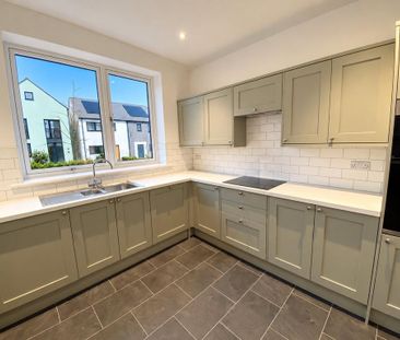 4 bedroom detached house to rent - Photo 5