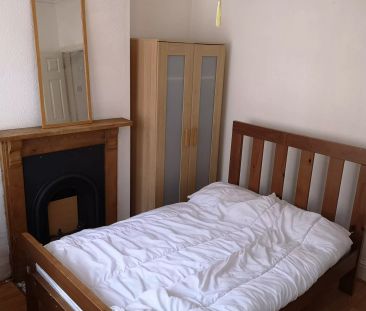 Hamilton Street (3 bed) - Photo 4