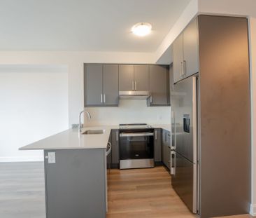 For Lease - 3220 William Coltson Avenue Unit# 1703, Oakville, Ontario - Photo 4