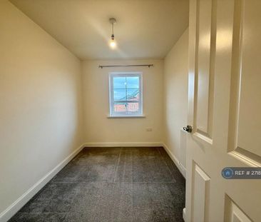 3 bedroom end of terrace house to rent - Photo 5