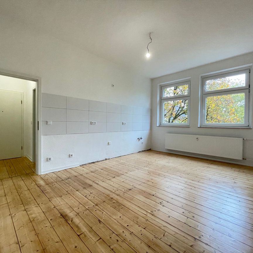 *Erstbezug nach Kernsanierung*Altbau*Tageslichtbad* - Photo 1