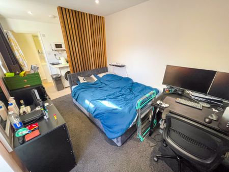 1 Bedroom Flat To Rent in Talbot Village - £730 pcm Tenancy Info - Photo 2