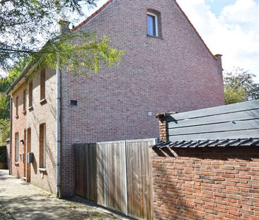 PITTORESK EN RUSTIG GELEGEN RUIME WONING CENTRUM RUMBEKE - Foto 4