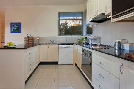 Unit 2/21 Cheviot Road, - Photo 2