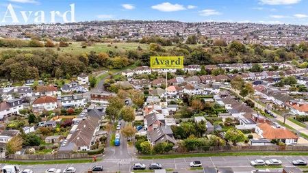 Lomond Avenue, Brighton, BN1 - Photo 2