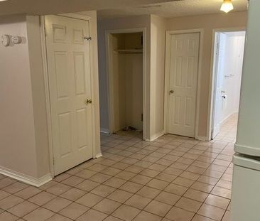 For Lease - 5547 River Grove Avenue, Mississauga, Ontario - Photo 5