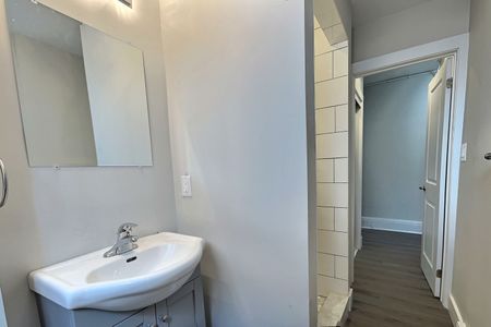 For Lease - 8 Tisdale Street Unit# 7, Hamilton, Ontario - Photo 4