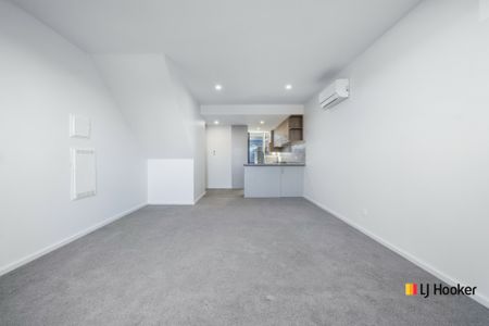 2 Bedroom Townhouse in Taylor - Photo 3