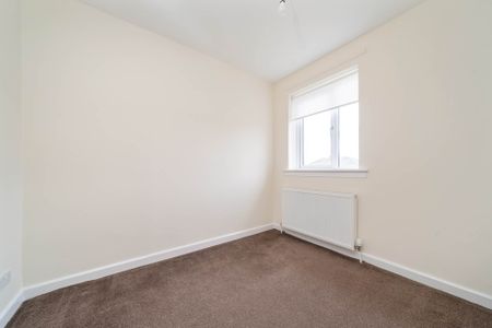Price £1,250 pcm - Available Now - Unfurnished - Photo 3