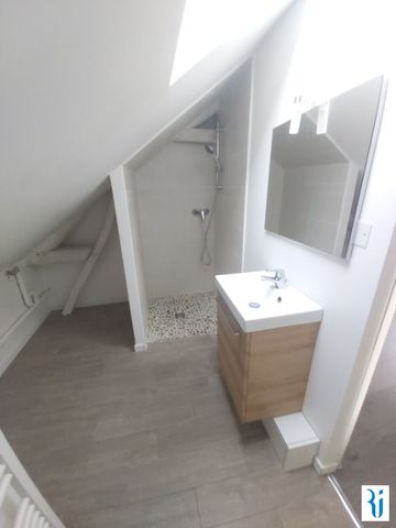 Location Appartement 1 pièce 18m² LE MESNIL ESNARD 76240 - Photo 2