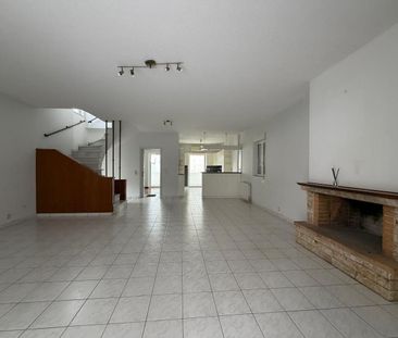 Μεζονέτα για ενοικίαση Αμαλία Φλέμινγκ (Μελίσσια) - Photo 2