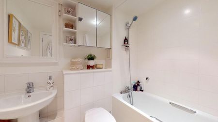 2 bedroom flat to rent - Photo 4