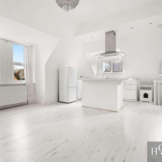 Park Avenue, Alexandra, N22 - Photo 1