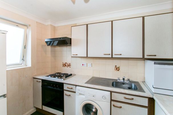 1 bedroom apartment to rent Hamilton Court, 13-15 Wellington Road, Bournemouth, BH8 - Photo 1