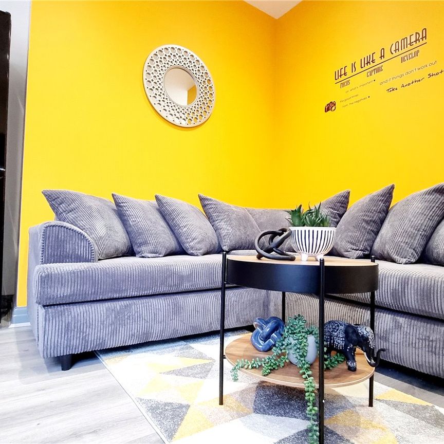 1 bedroom property to rent Springfield Road, Wigan, WN6 - Photo 1