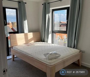 2 bedroom flat to rent - Photo 6