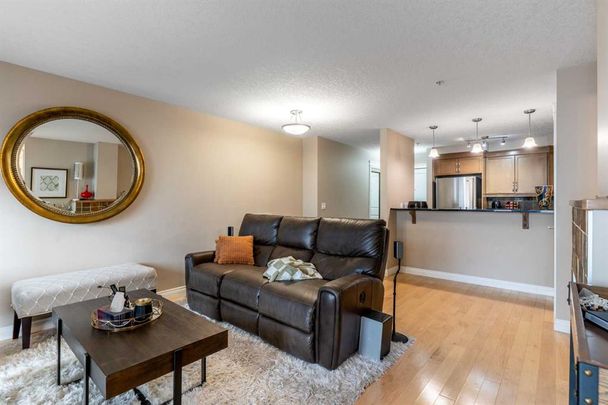 Modern Elegance And Urban Convenience: 2 Bed, 2 Bath Condo At The Adora - Photo 1
