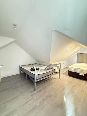 3 bedroom maisonette to rent - Photo 4
