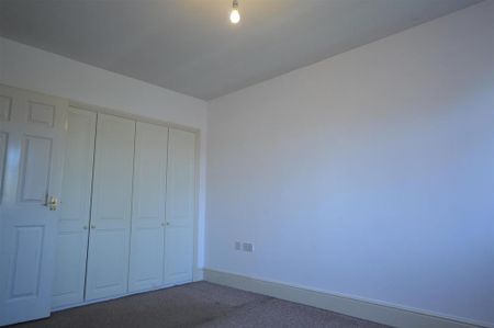 4 bedroom house to rent - Photo 3
