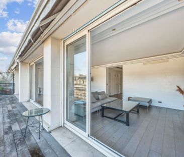 Location Appartement Paris 8 3 Pièces 118 m² - Photo 5