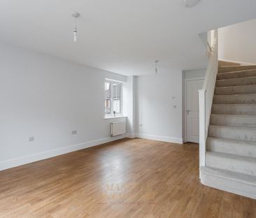 2 bedroom semi-detached house to rent - Photo 2