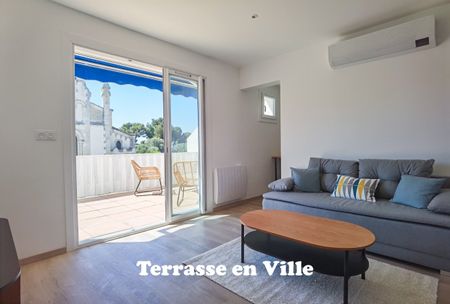 Roucas Blanc - T2 - Rénové - Meublé - Terrasse - 1465 € - Photo 2
