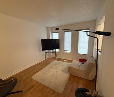 For Lease - 637 South Unionville Avenue, Markham, Ontario - Photo 5