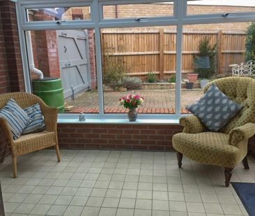 3 bedroom detached house to rent - Photo 3